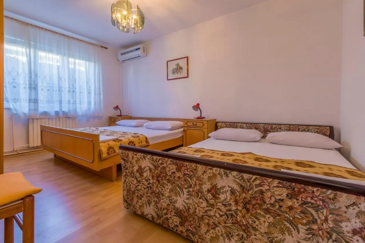 Apartmani Hana Selce Crikvenica Apartment