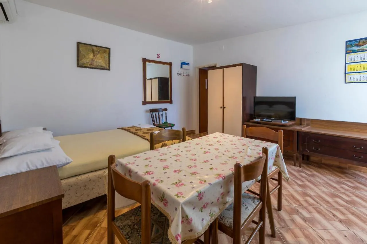 Apartment Apartmani Hana Selce Crikvenica Croatia